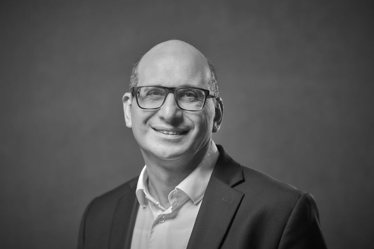 Prof. Dr. Maurizio Falanga Prof. Dr. Maurizio Falanga