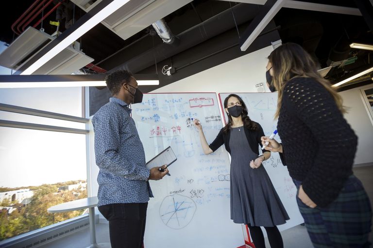 Theoretical physicists in the NSF Quantum Leap Challange Institute for Robust Quantum Simulation combine quantum information theory with thermodynamics. Theoretical physicists in the NSF Quantum Leap Challange Institute for Robust Quantum Simulation combine quantum information theory with thermodynamics.