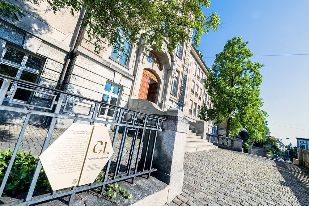 Chemical Landmark 2016 at Rämistrasse 76 Chemical Landmark 2016 at Rämistrasse 76
