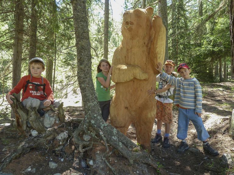 Bären-Erlebnisweg in S-charl Bären-Erlebnisweg in S-charl