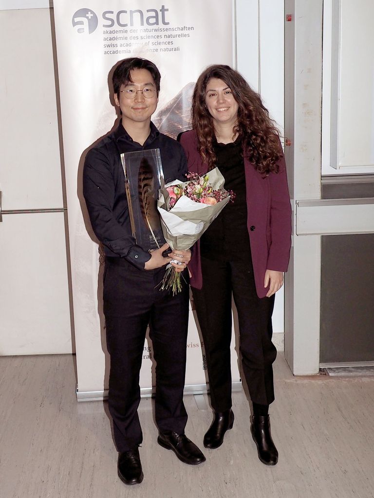 Hyun Suk Wang and Athina Anastasaki at the award ceremony Prix Schläfli Chemistry 2025 Hyun Suk Wang and Athina Anastasaki at the award ceremony Prix Schläfli Chemistry 2025