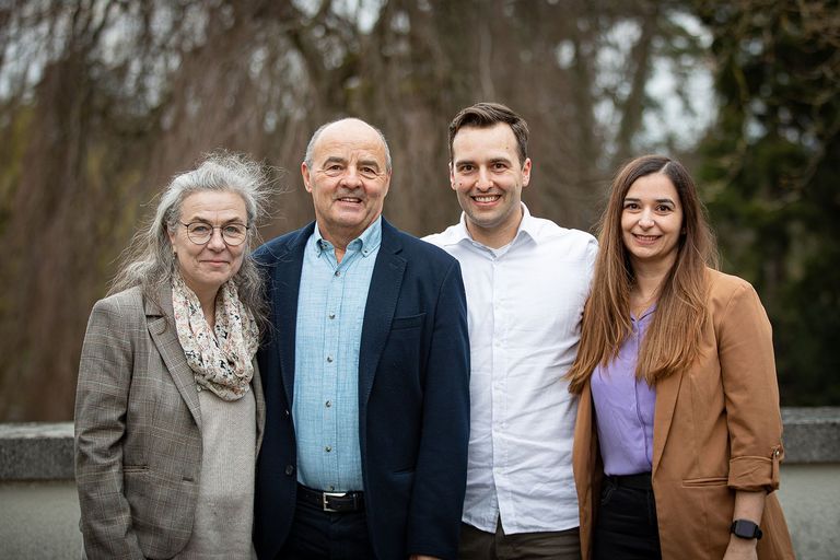Präsidium NEU: Heidi Voser (Vicepräs.) und Alois Zwyssig (Präs.) Co-Präsidium bisher: Adrian Zwyssig und Sophia Pantasis Präsidium NEU: Heidi Voser (Vicepräs.) und Alois Zwyssig (Präs.) Co-Präsidium bisher: Adrian Zwyssig und Sophia Pantasis