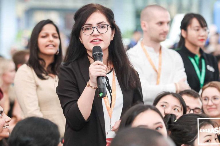 Former ESKAS scholar at Swiss TPH, Maryam Tavakkoli, presenting at the 2019 Unleash Global Innovation Lab in Shenzhen, China. Former ESKAS scholar at Swiss TPH, Maryam Tavakkoli, presenting at the 2019 Unleash Global Innovation Lab in Shenzhen, China.