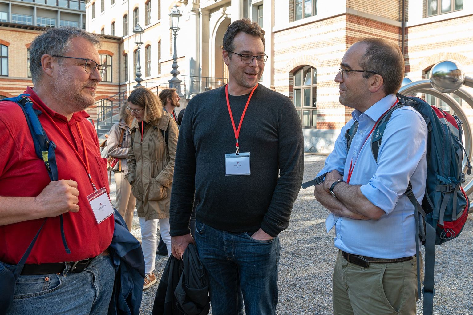 Networking beim Apéro Networking beim Apéro