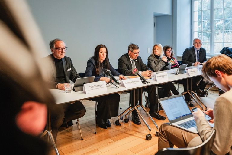 Les économies dans la formation, la recherche et l’innovation vont renforcer la pénurie de main-d’œuvre et nuire à l’économie suisse Les économies dans la formation, la recherche et l’innovation vont renforcer la pénurie de main-d’œuvre et nuire à l’économie suisse