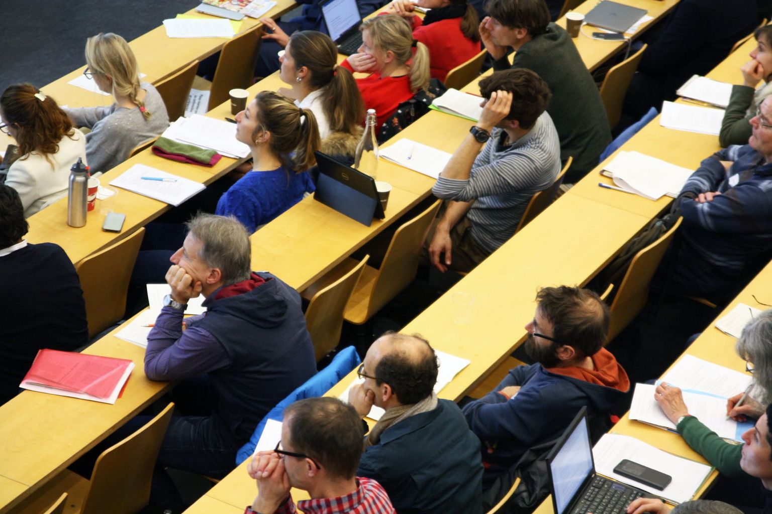 Teilnehmerinnen und Teilnehmer Teilnehmerinnen und Teilnehmer