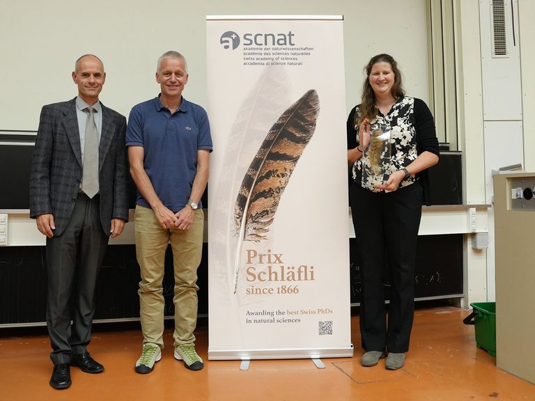 Thomas Bürgi, Kai Johnsson & Michelle Frei at the award ceremony Prix Schläfli Chemistry 2023 Thomas Bürgi, Kai Johnsson & Michelle Frei at the award ceremony Prix Schläfli Chemistry 2023