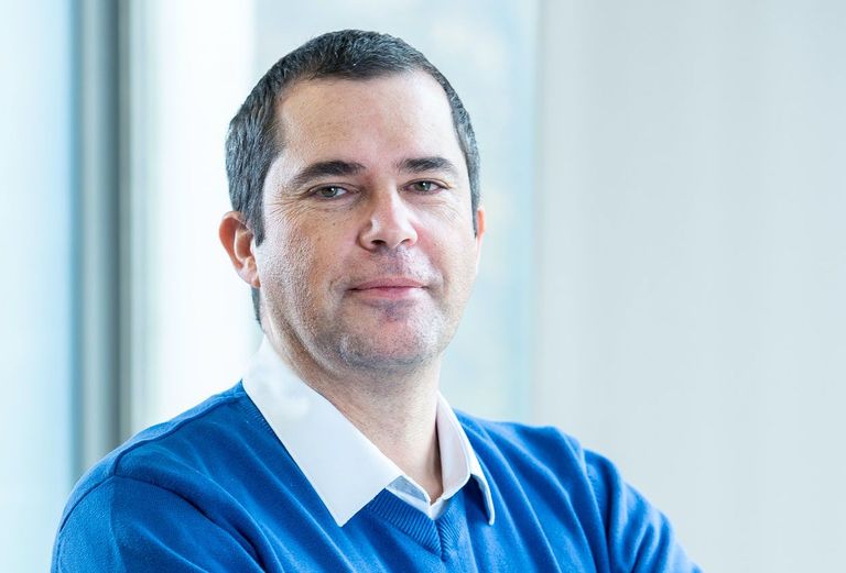 Philippe_Portrait.jpg Philippe_Portrait.jpg