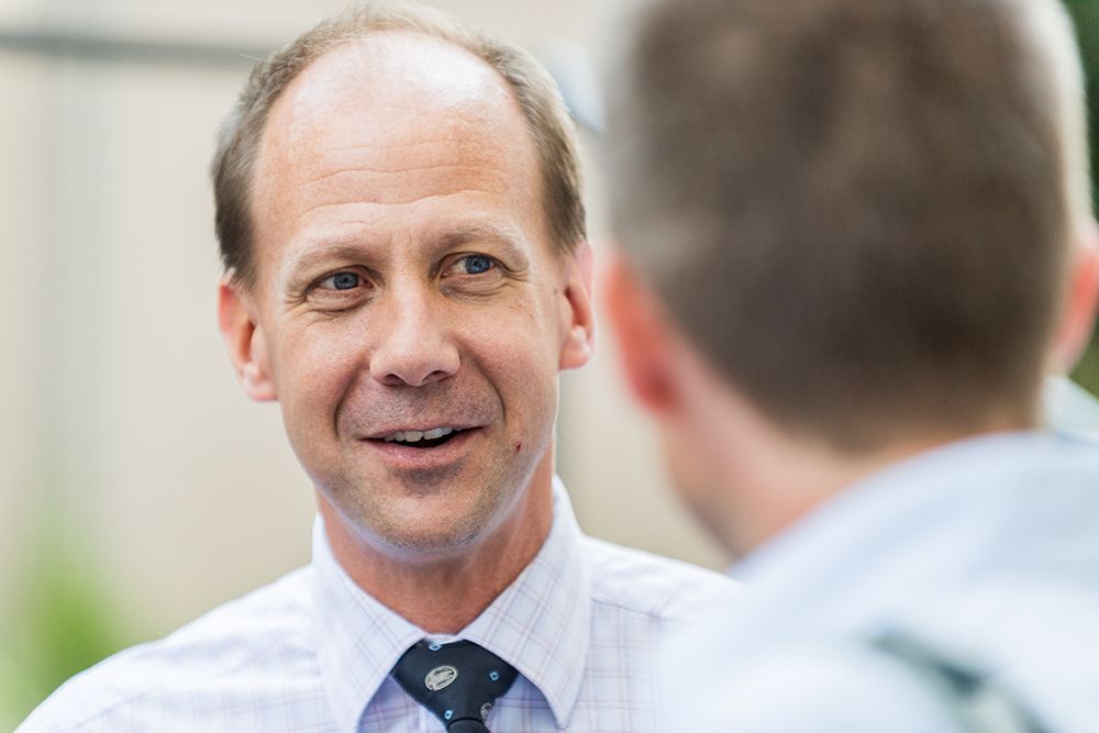 Roland Sigel (Chemical Landmark 2016) Roland Sigel (Chemical Landmark 2016)