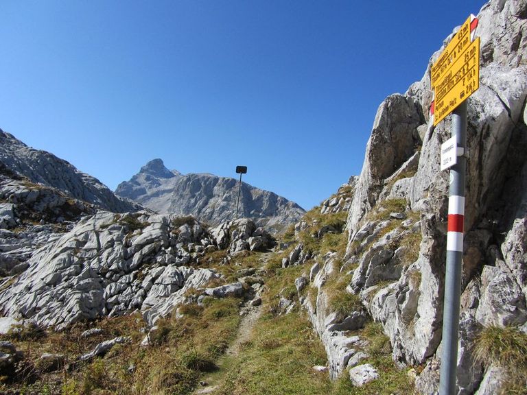 Wanderweg auf der Schijenfluh Wanderweg auf der Schijenfluh